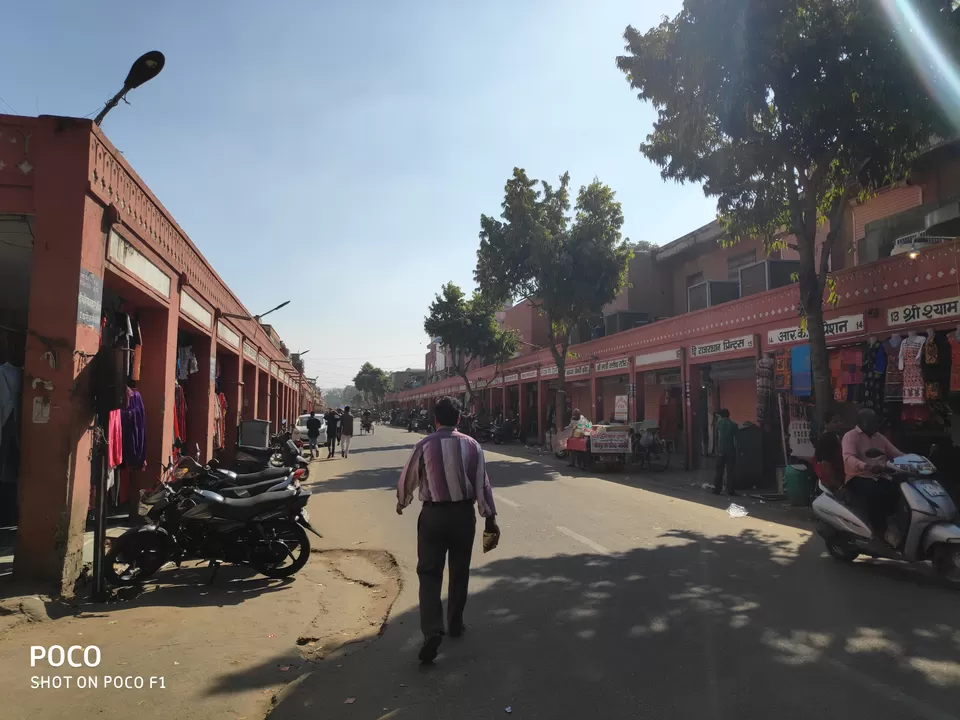 Photo of Bapu Bazar, Biseswarji, Jaipur, Rajasthan, India by kamelia majumdar