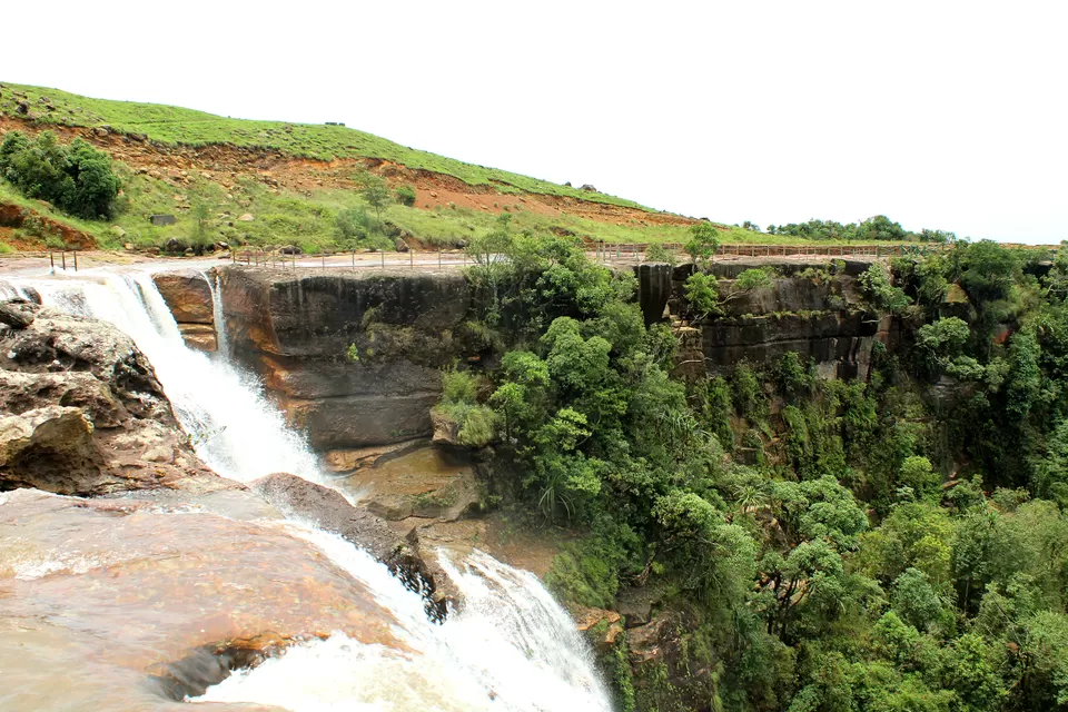 Photo of Daiñthlen Falls, Cherrapunjee, Meghalaya, India by Atreyee Wandering