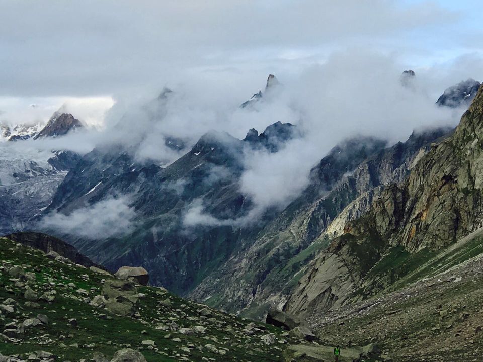 Photo of How we hitchhiked our way to Hampta pass trek — Just the two us. by Treks Unlimited