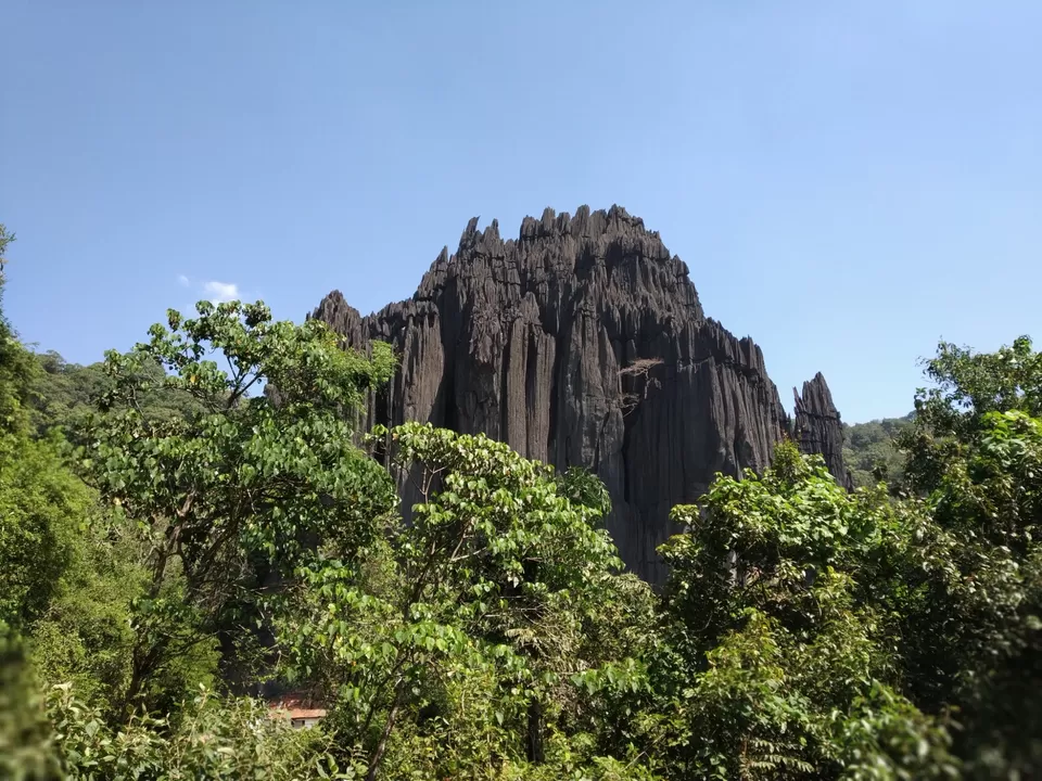Photo of Yana Rocks, Yana, Karnataka, India by Nirupam Kulkarni