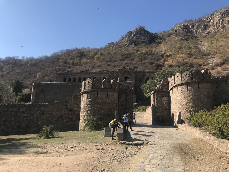 Photo of This time, the golden triangle is Jaipur-Abhaneri-Bhangarh! 13/13 by Apoorva Soman