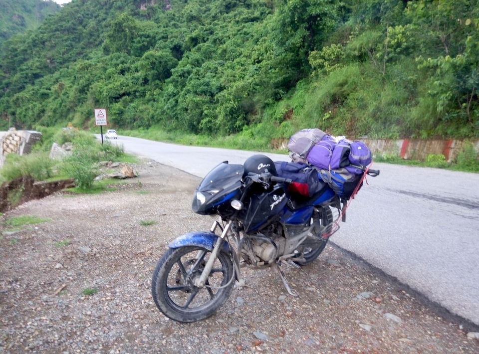 Photo of Rishikesh, Uttarakhand, India by Nishesh Singhal