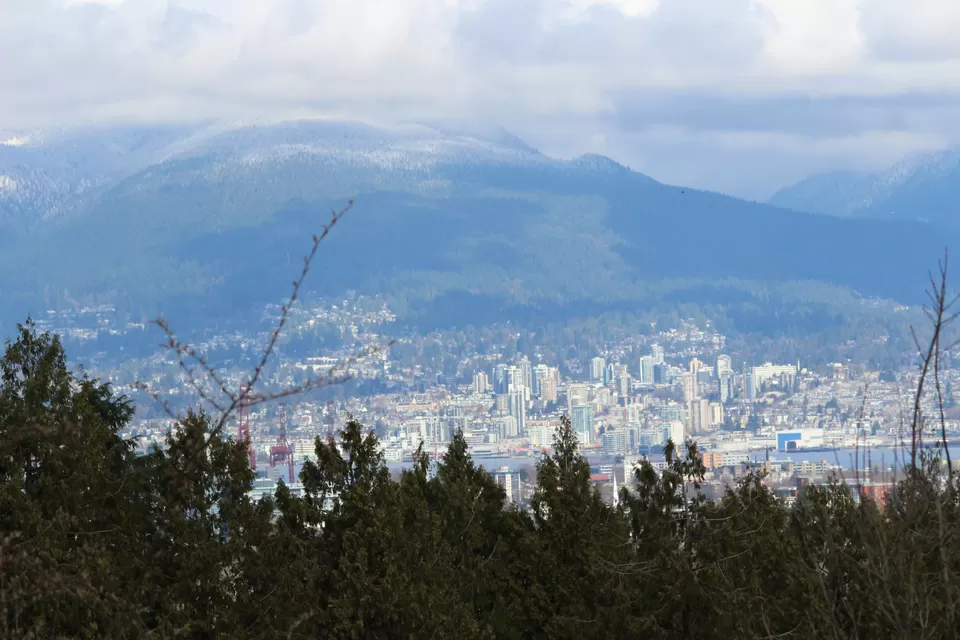 Photo of Lions Gate Bridge, Vancouver, BC, Canada by Manmitha Deepthi