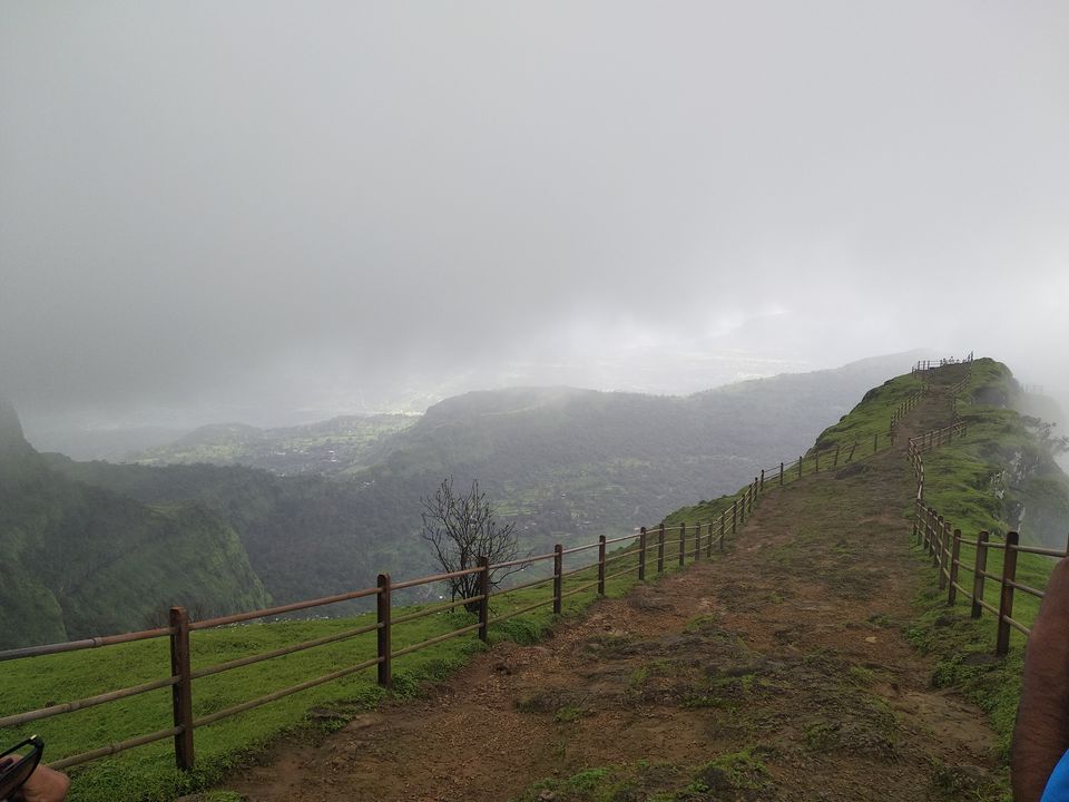 Photo of Pune to Mahabaleshwar via Raigad by Shishir Agrawal