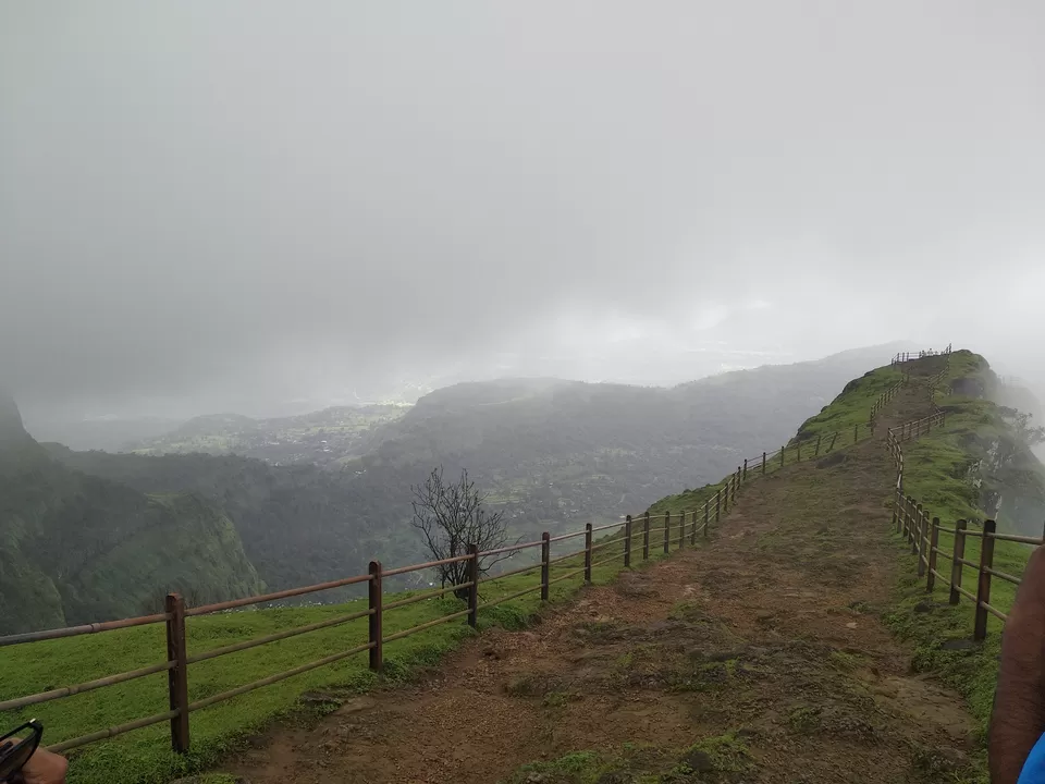 Photo of Pune to Mahabaleshwar via Raigad by Shishir Agrawal
