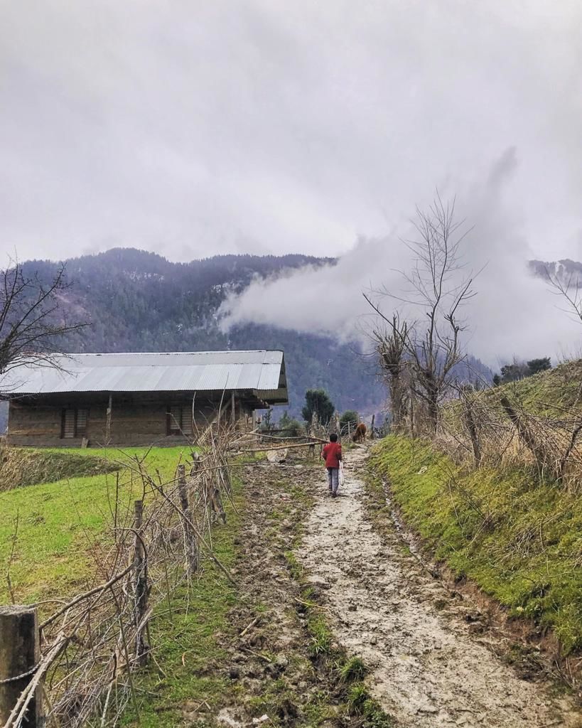 Photo of Shangarh, Himachal Pradesh, India by Akanksha Siwach. Tales of The Hidden Trails