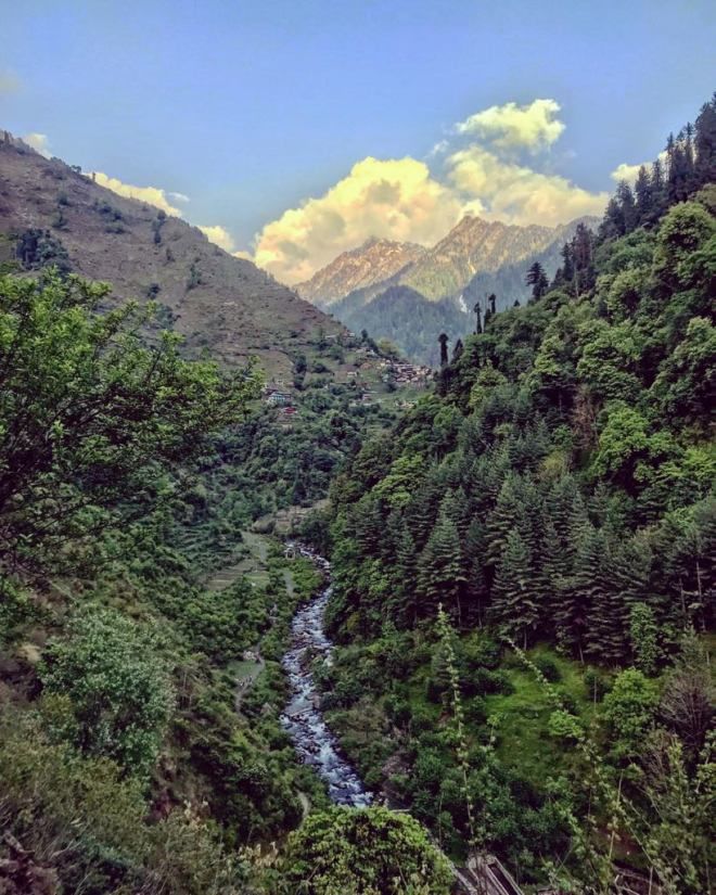Photo of SOLO BACKPACKING TO HIMACHAL'S HIDDEN GEM....LOHARDI! by Akanksha Siwach. Tales of The Hidden Trails