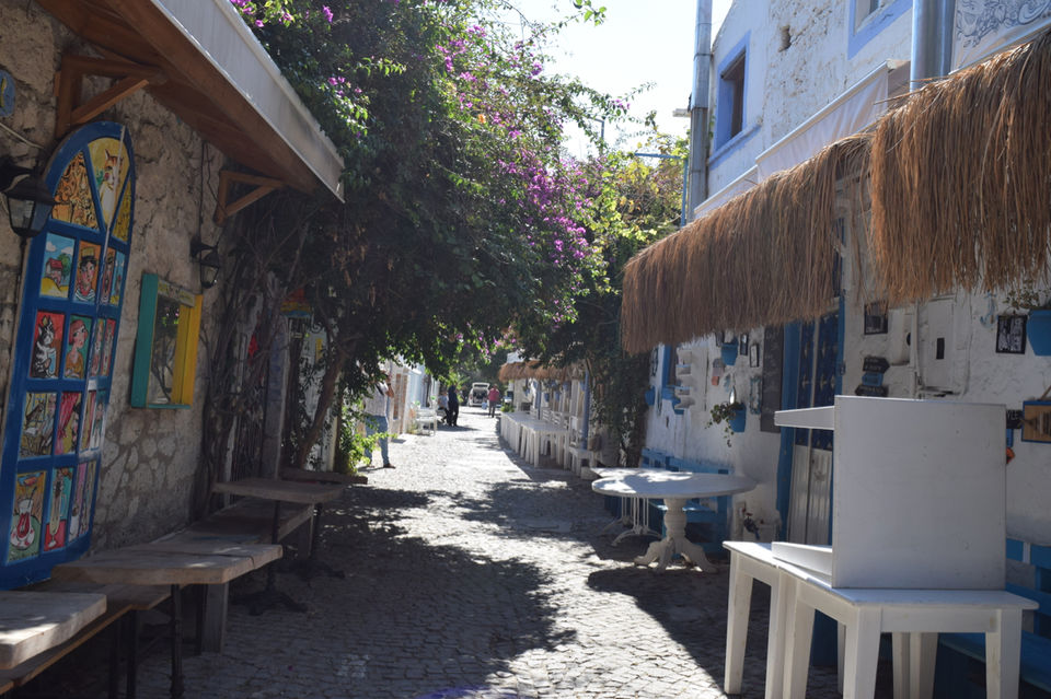 Photo of Alaçatı, Alaçatı Belediyesi, Çeşme/İzmir, Turkey by Suhas G