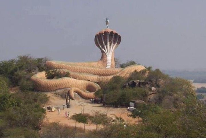 Photo of क्या आप जानते हैं दक्षिण भारतीय राज्य तेलंगाना के इस अनूठे सर्पिले आकार के मंदिर के बारे में ? by KAPIL PANDIT