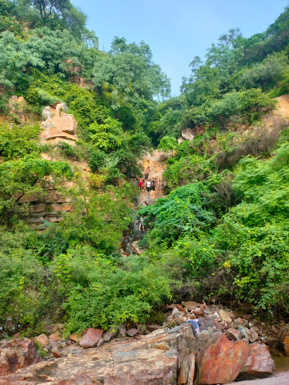Photo of घामडौज वॉटरफॉल: ( गुरुग्राम ) अब लीजिए ऋषिकेश वाले मजे गुरुग्राम के पास 😳 by KAPIL PANDIT
