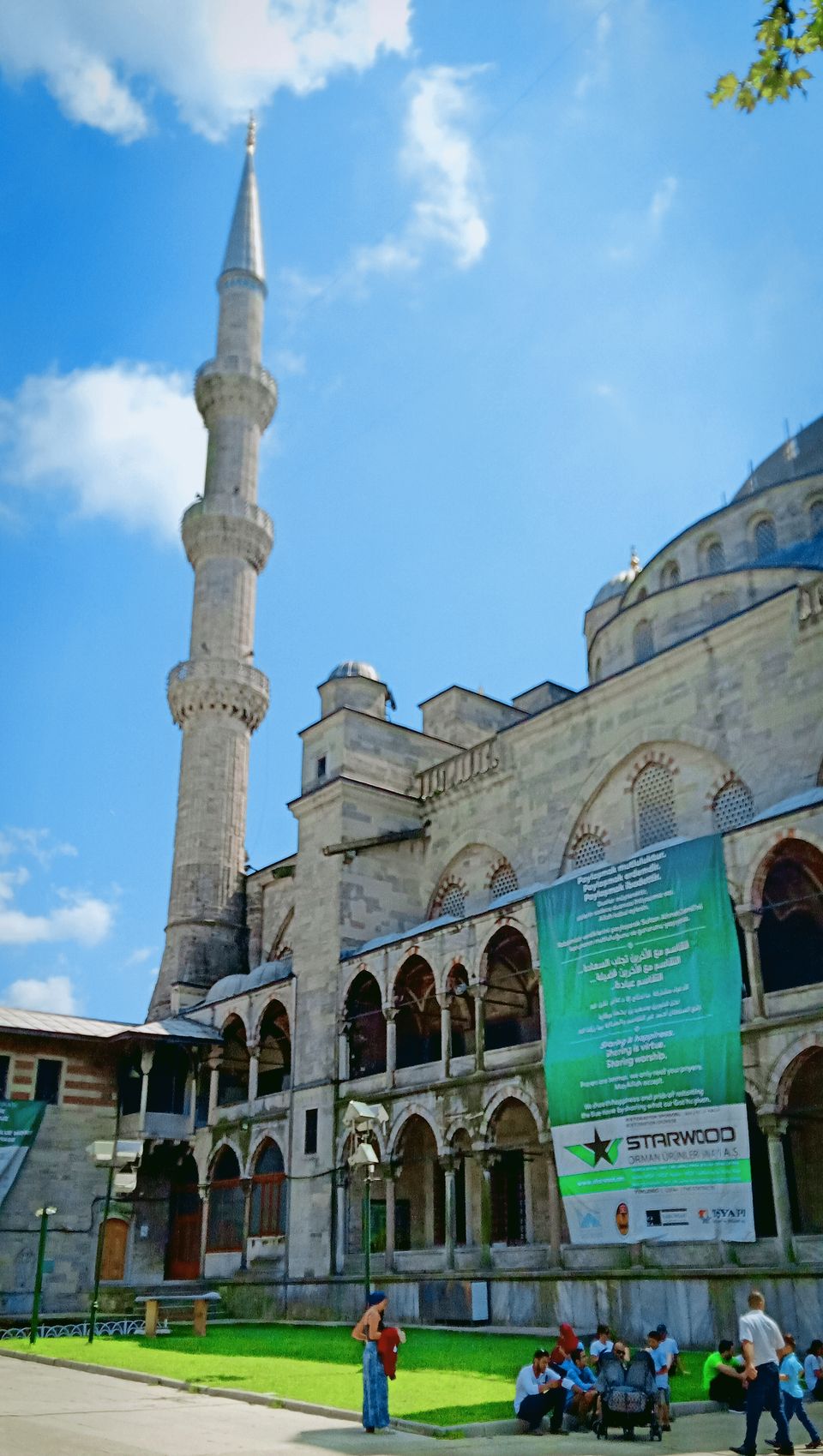 Photo of Sultan Ahmet Mahallesi, Hagia Sophia Museum, Ayasofya Meydanı, Fatih/Istanbul, Turkey by Priyanka Bhuyan