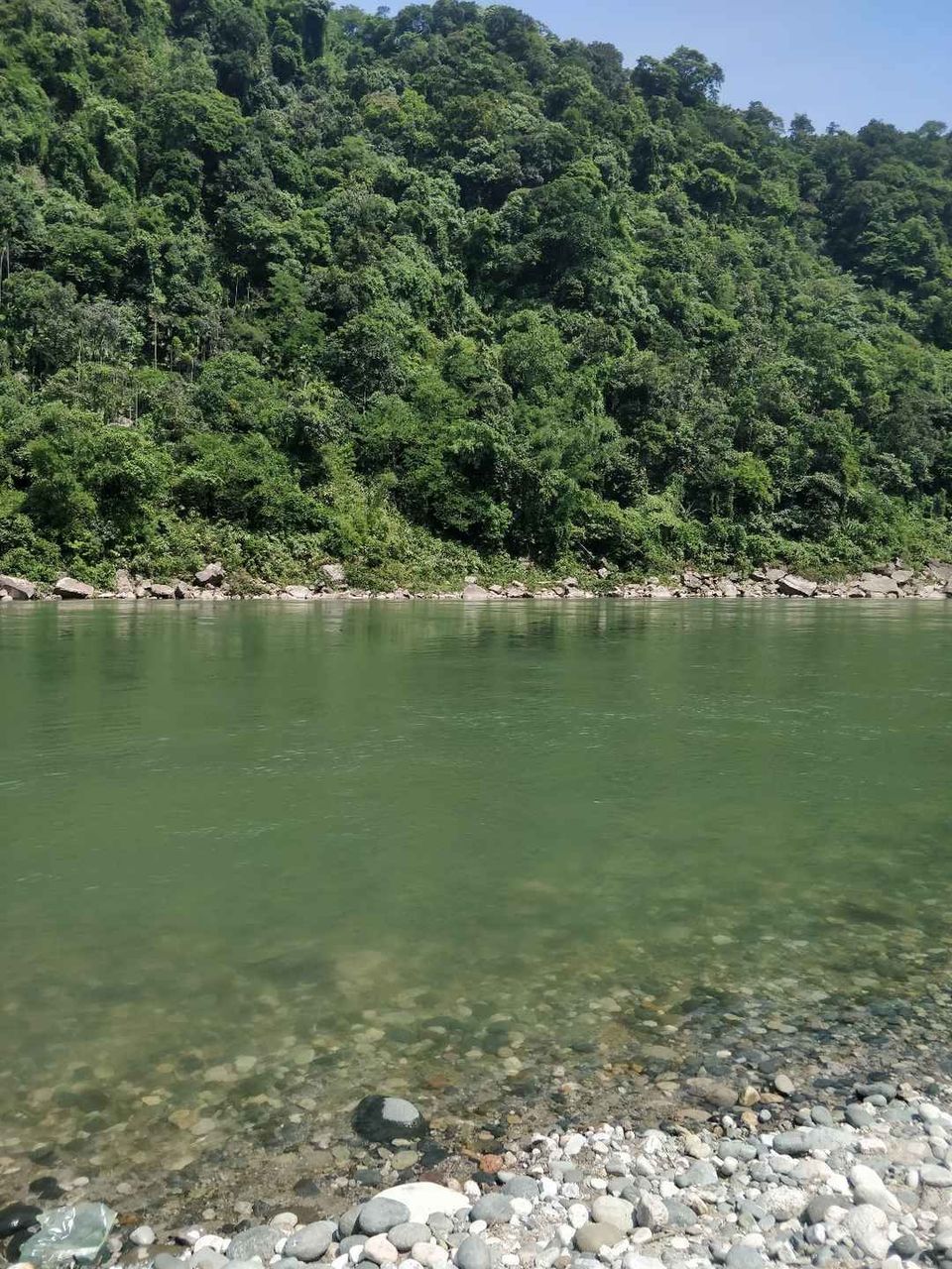Photo of Thadlaskein Lake, Mukhla, Meghalaya, India by Thejaswini ChandreGowda