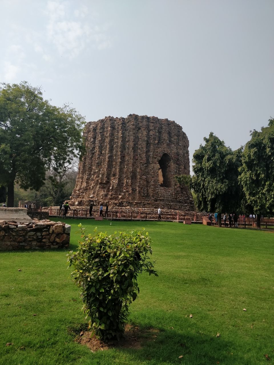 Photo of Layover at Delhi ? Visit Qutub Minar 2/13 by Thejaswini ChandreGowda