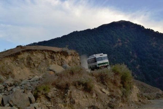 Photo of Pictures That Prove Bus Drivers Of Himachal Pradesh Are The Best In India 3/42 by Neeraj Dhiman