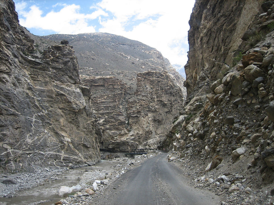 Photo of Shipki La Pass – India-Tibet Border 2/2 by Neeraj Dhiman