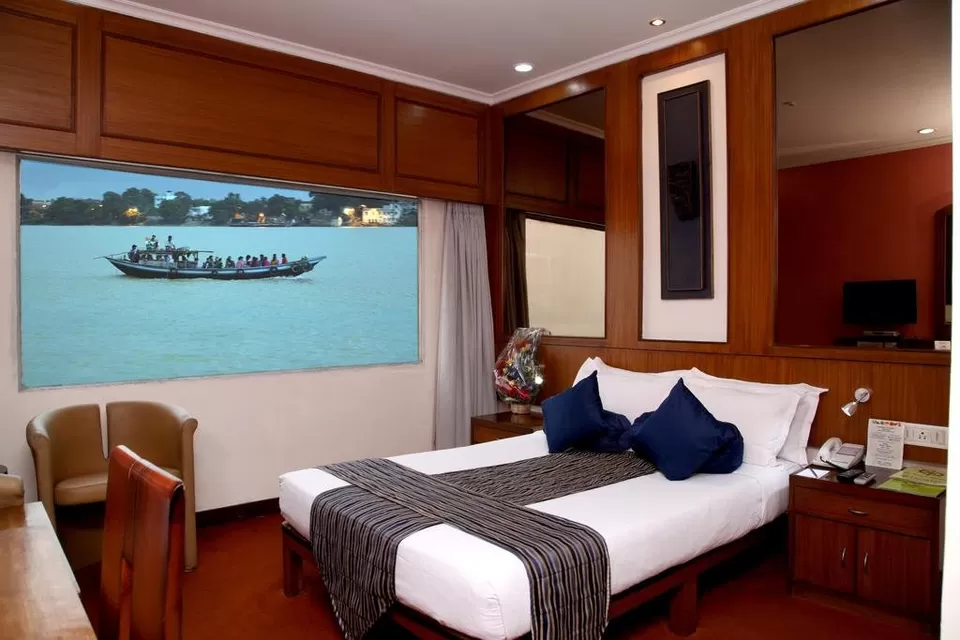 Photo of Let's Spend a Night at India's Only Floating Hotel in Kolkata by Nishtha Nath