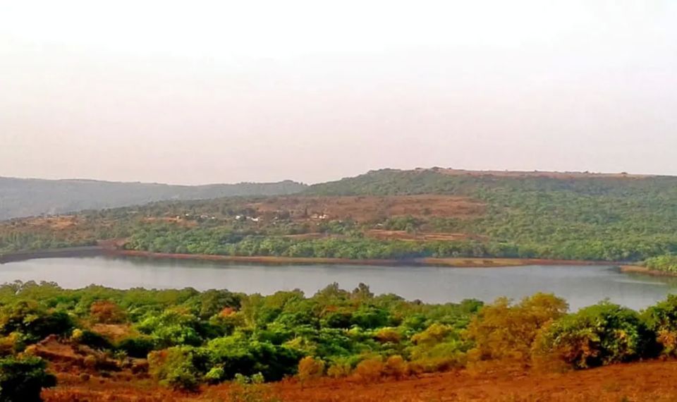 Photo of Kaas Lake, Kas, Maharashtra, India by Nishtha Nath