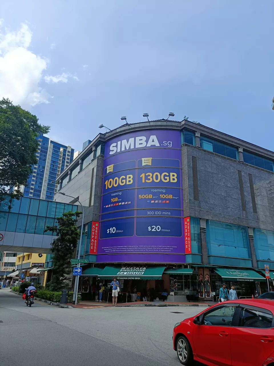Photo of Orchard Road, Lucky Plaza, Singapore by Nishtha Nath