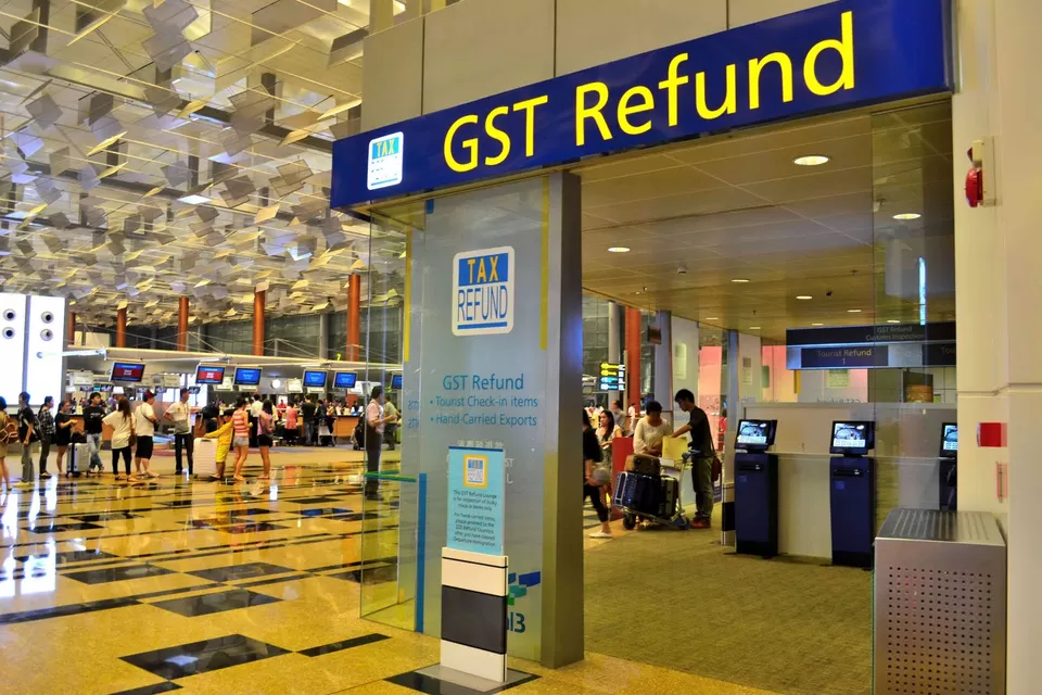Photo of 10 Things to Keep In Mind While Traveling To Singapore by Nishtha Nath