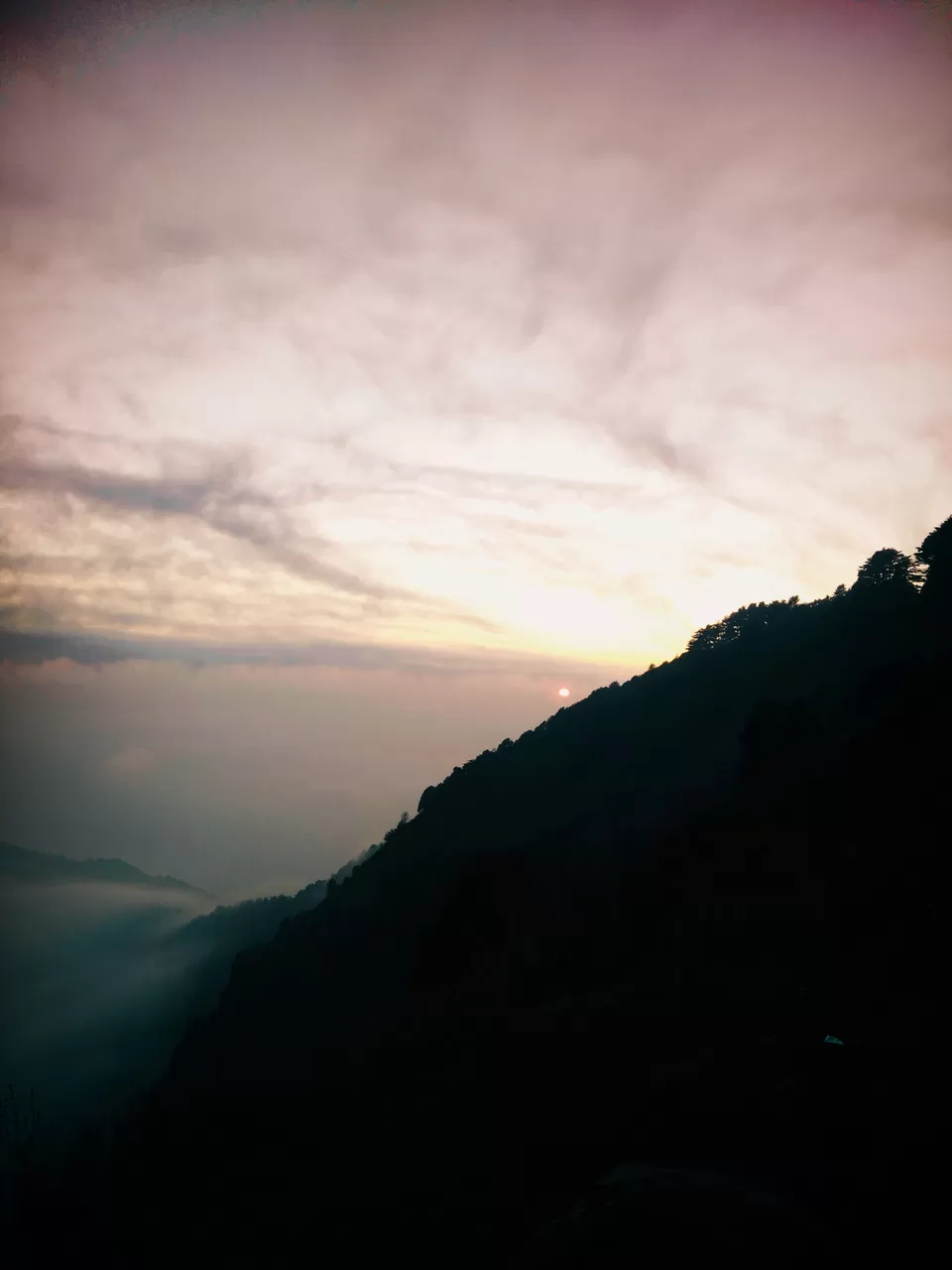 Photo of Mussorie Range, Uttarakhand, India by TheHimalayanGypsy