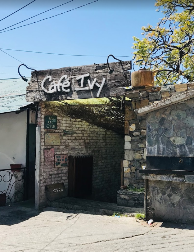 Photo of Char Dukan Cafe, Luxmanpuri, Char dukan, Landour, Mussoorie, Uttarakhand, India by TheHimalayanGypsy