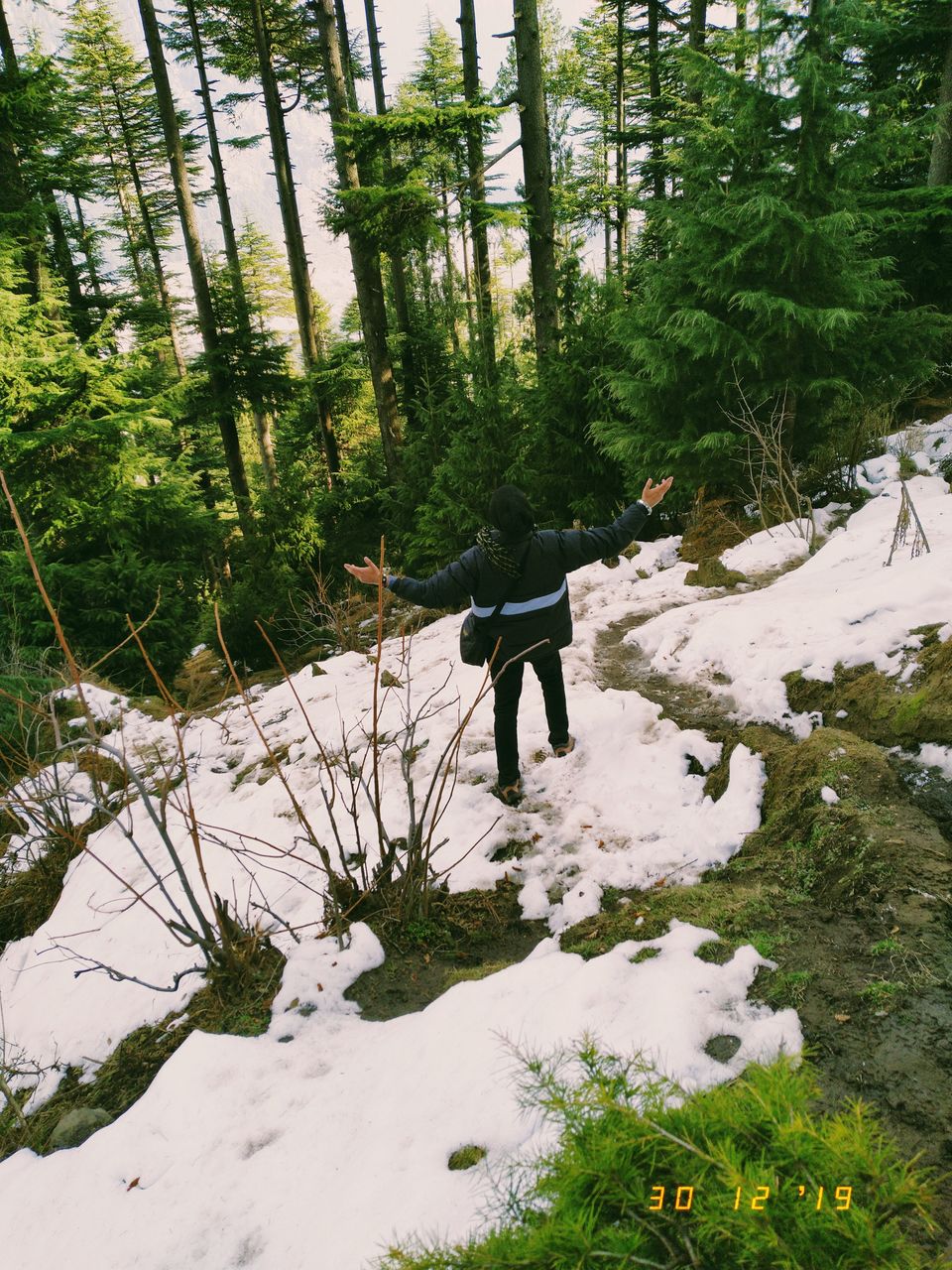Photo of All you need to know about Manali Lamadugh Snow Trek by TheHimalayanGypsy