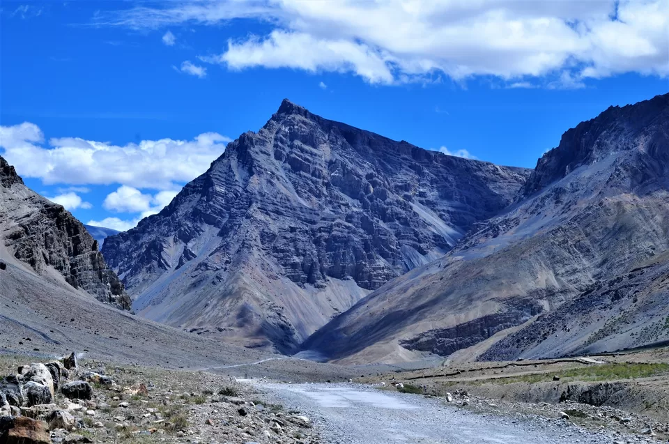 Photo of Kunzum Pass, Dhar Thachakarpo, Himachal Pradesh by TheHimalayanGypsy