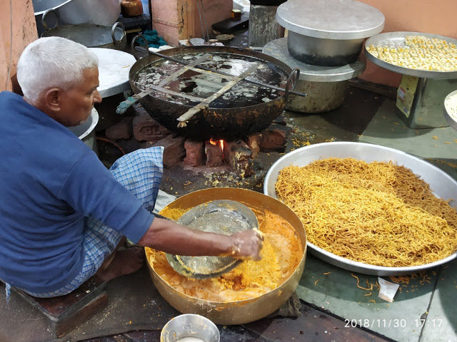 Photo of जयपुर की सैर: भाग 4... 8/8 by प्रवेश गोस्वामी