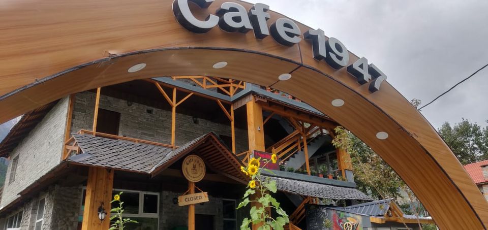 Photo of Cafe 1947 Nehru Kund, Manali, Himachal Pradesh, India by Kritika Tyagi