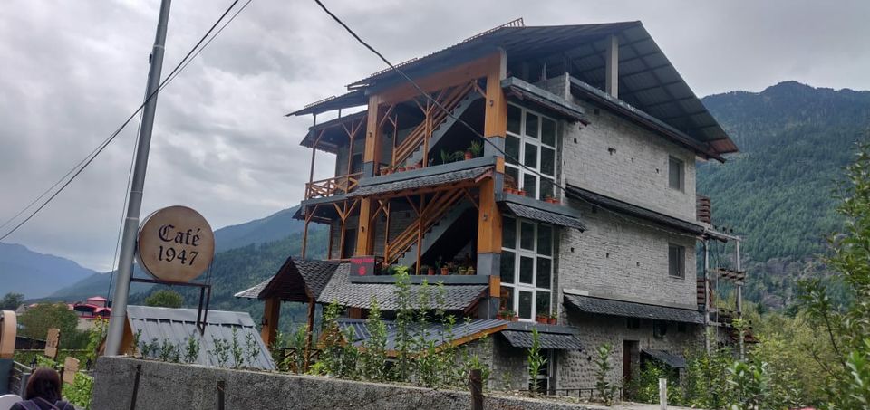 Photo of Cafe 1947 Nehru Kund, Manali, Himachal Pradesh, India by Kritika Tyagi