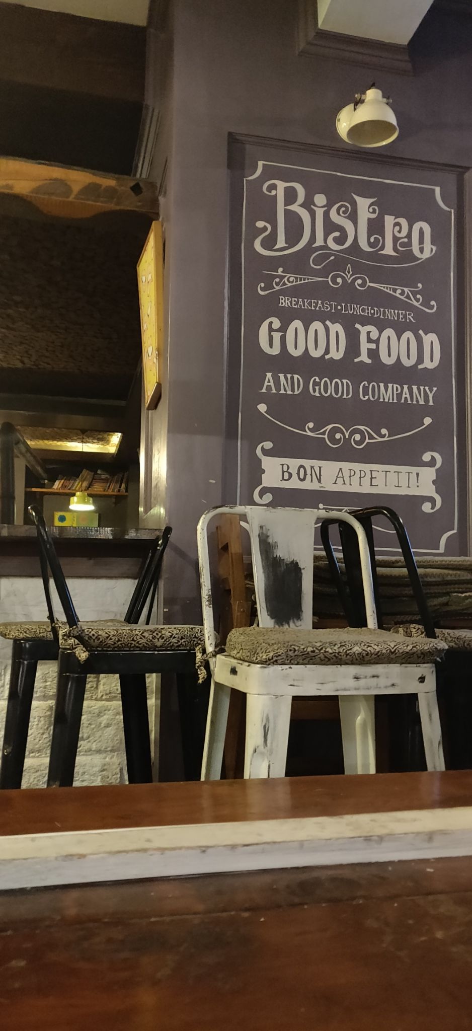 Photo of The Johnson's Cafe and Hotel, Siyal, Manali, Himachal Pradesh, India by Kritika Tyagi
