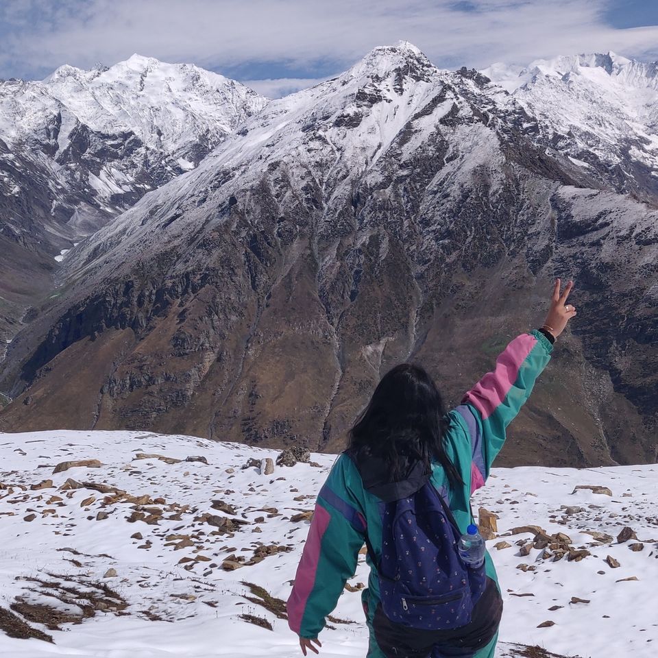 Photo of Girls Trip to Piles of DeadBodies - Rohtang Pass by Kritika Tyagi