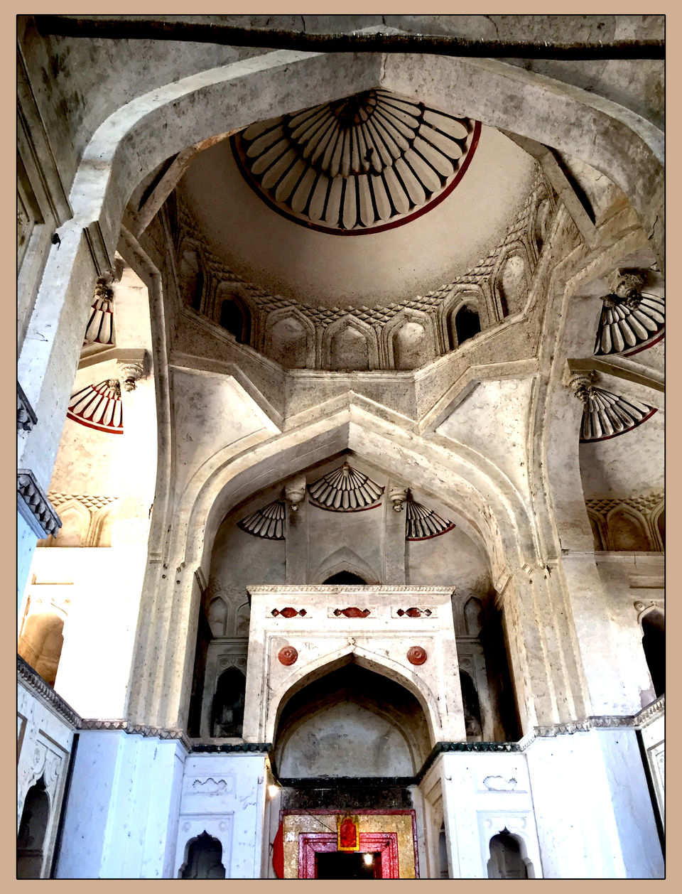 Photo of Madhya Pradesh| Orchha| City that lived a dream| Incredible India by Shubhangi Goswami