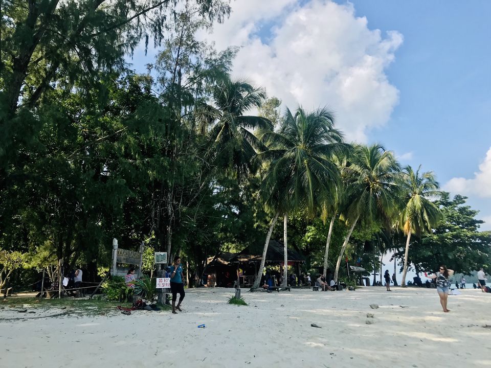 Photo of Beras Basah Island, Bontang Lestari, East Kalimantan, Indonesia by Preity Yadav