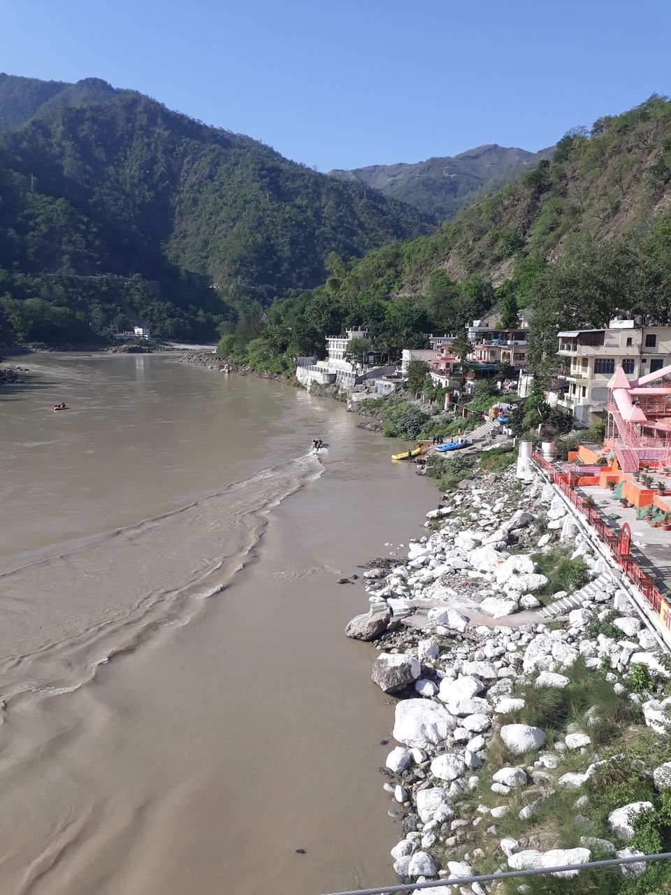 Photo of Ramjhoola Ganga Ghat, Swarg Ashram, Rishikesh, Uttarakhand, India by Abhishek Rakesh Sharma