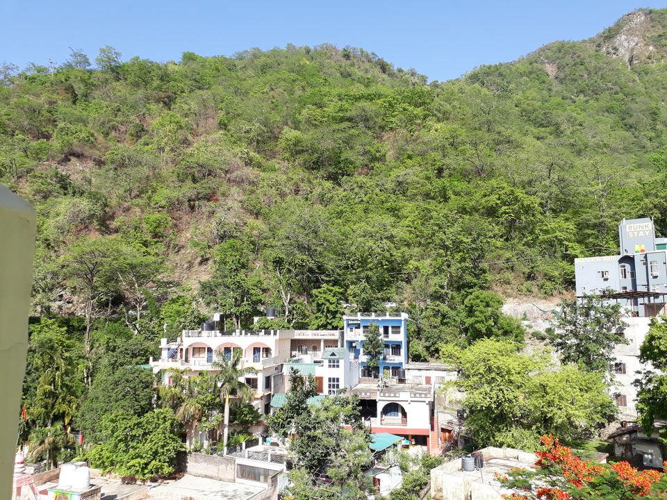 Photo of Ramjhoola Ganga Ghat, Swarg Ashram, Rishikesh, Uttarakhand, India by Abhishek Rakesh Sharma