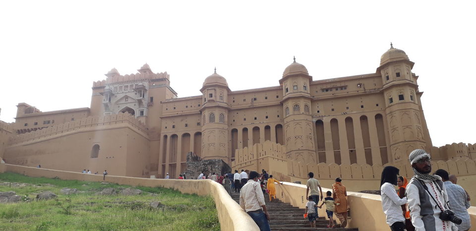 Photo of Jaipur darshan with a Rajasthani | Hawa Mahal, Jal Mahal, Amber Fort, Motidungari, Birla Mandir by Abhishek Rakkesh Sharma