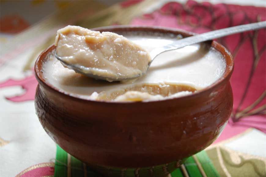 Photo of Even You Can Make These Six Easy 3-Ingredients Only International Desserts at Home! 6/6 by The Broke Doc