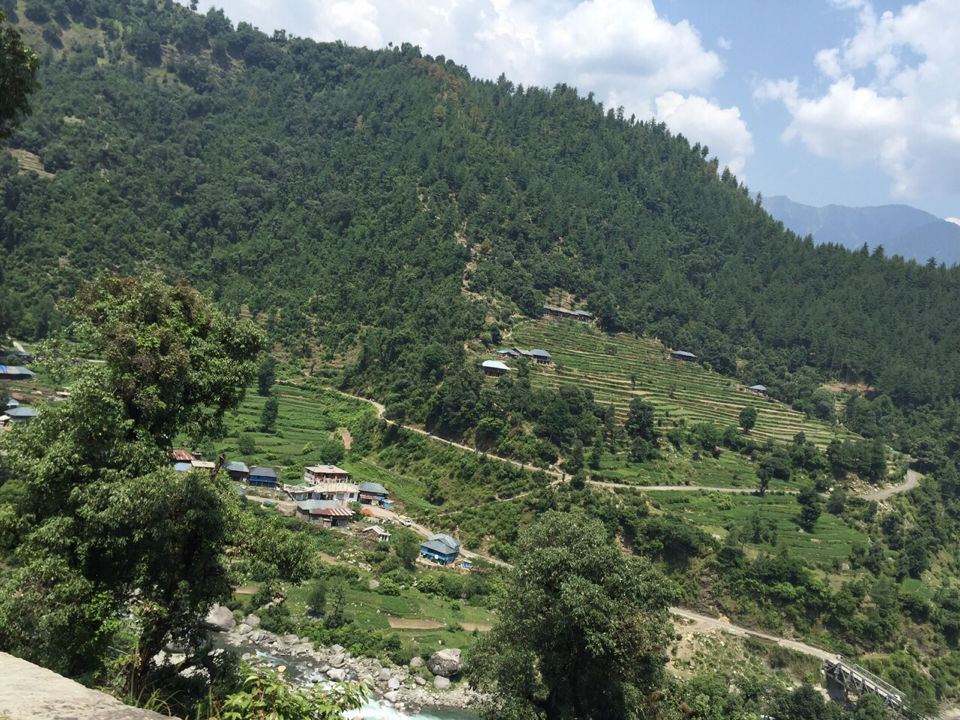 Photo of Barot Valley: the Unexplored Beauty by Ajeet Singh