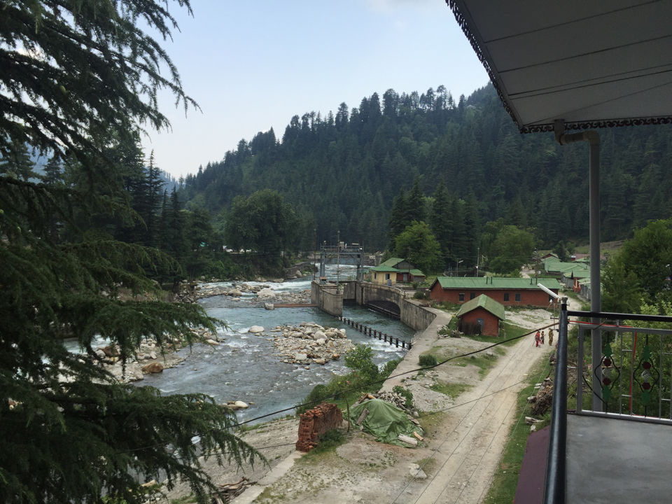 Photo of Barot Valley: the Unexplored Beauty by Ajeet Singh