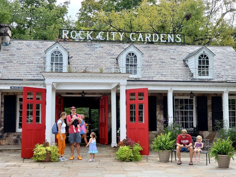 Photo of A Day trip to Rock City 2/4 by swati kurra