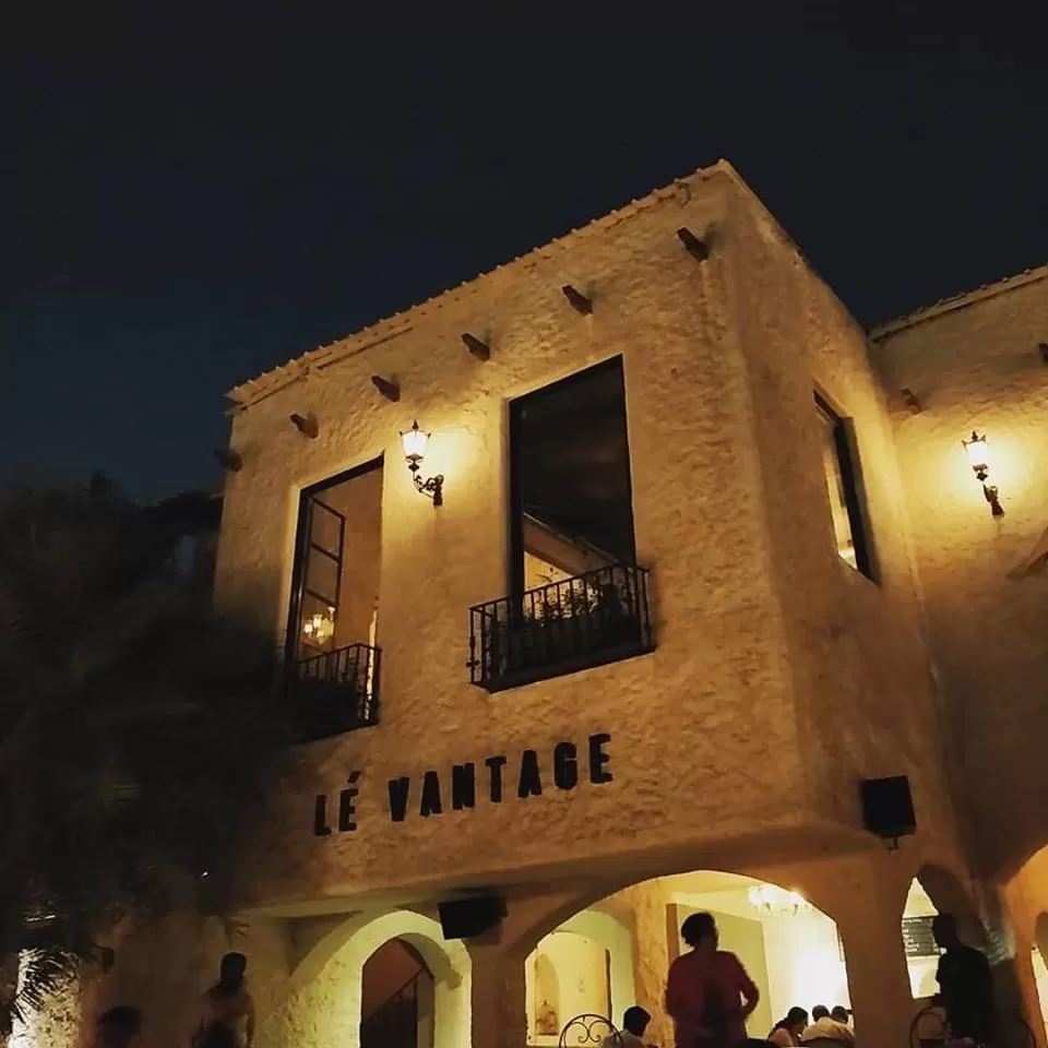 Photo of Le Vantage Cafe Bar, Road Number 13, Jubilee Hills, Hyderabad, Telangana, India by Ginny Bansal