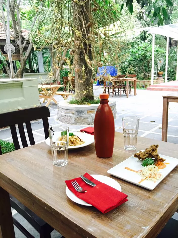 Photo of Autumn Leaf Cafe, Road Number 41, Near Peddamma Temple, CBI Colony, Jubilee Hills, Hyderabad, Telangana, India by Ginny Bansal