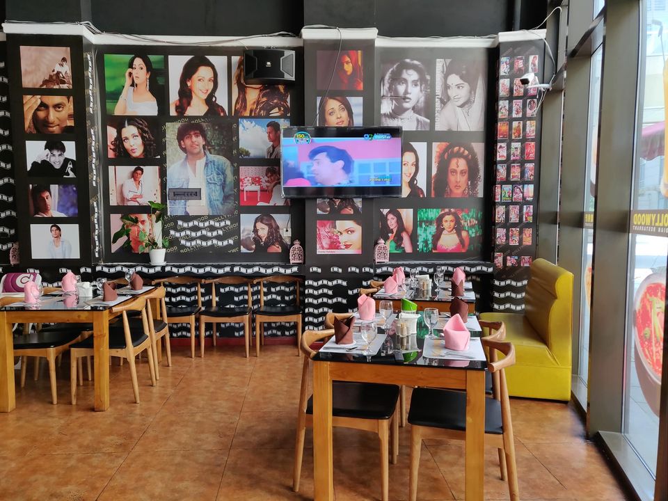 Photo of Bollywood Is Everywhere in the World. This Indian Restaurant in Shanghai Proves It! by Ginny Bansal