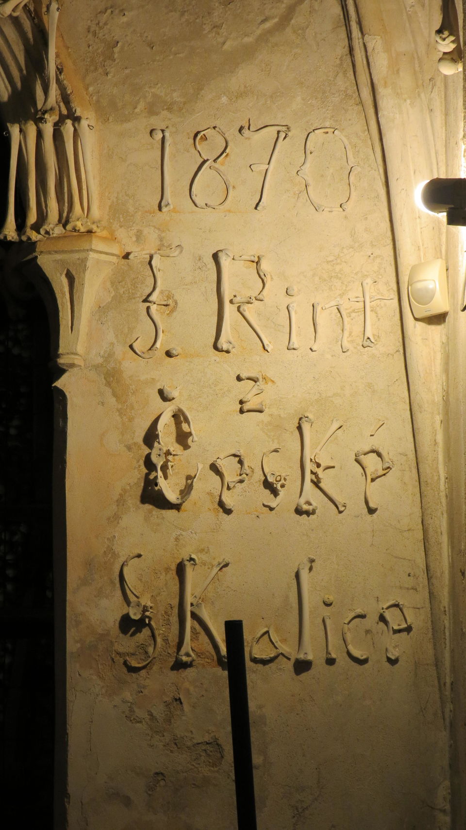 Photo of Sedlec Ossuary, Zámecká, Kutna Hora, Czechia by Hetavi Desai