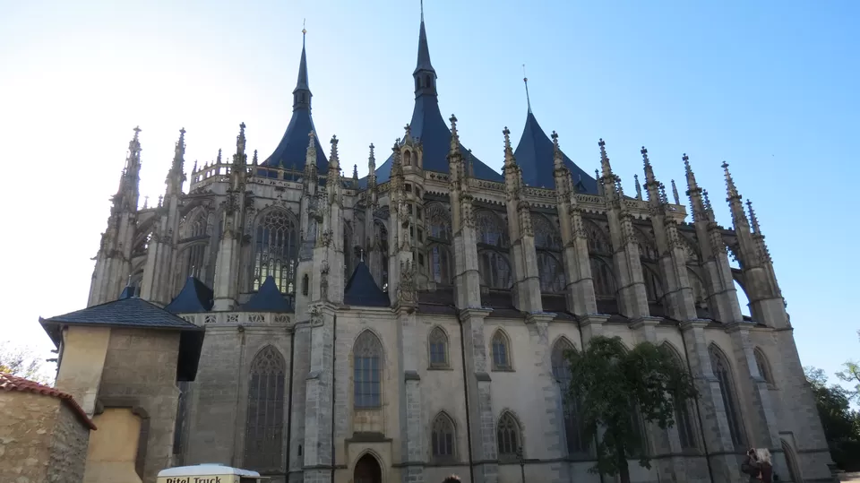 Photo of St Barbara's Cathedral, Barborská, Kutna Hora, Czechia by Hetavi Desai