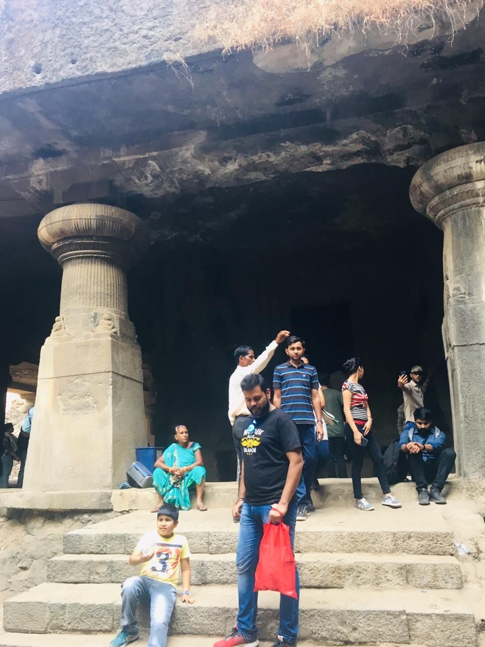 Photo of Elephanta Cave Shiv Temple With Old Murti, Gharapuri, Maharashtra, India by Kapil Bhardwaj