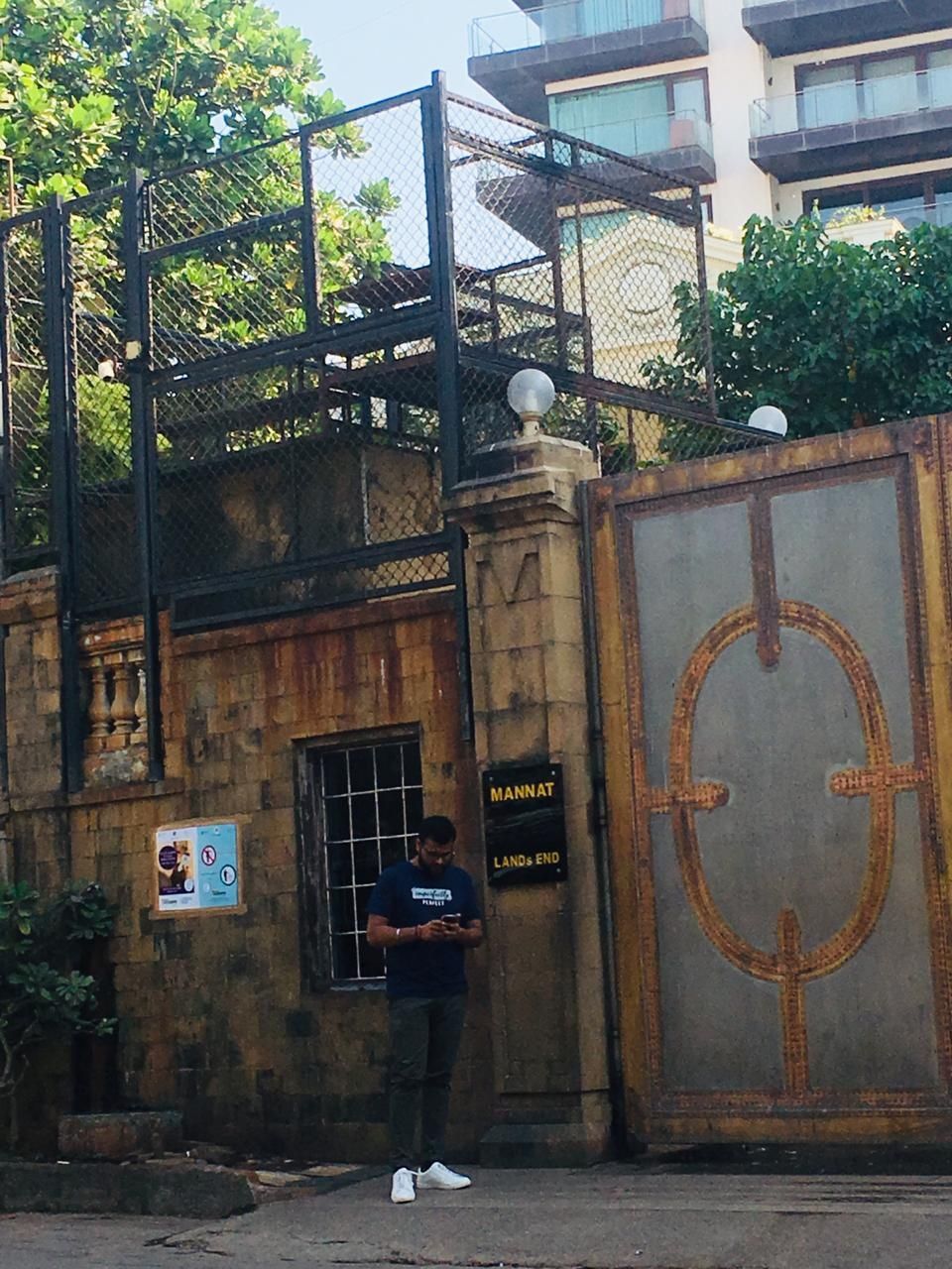 Photo of Mannat Lands End, Mount Mary, Bandra West, Mumbai, Maharashtra, India by Kapil Bhardwaj