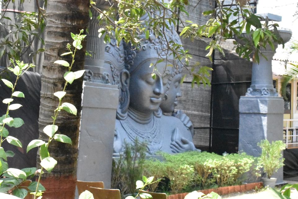 Photo of Elephanta Cave Shiv Temple With Old Murti, Gharapuri, Maharashtra, India by Kapil Bhardwaj