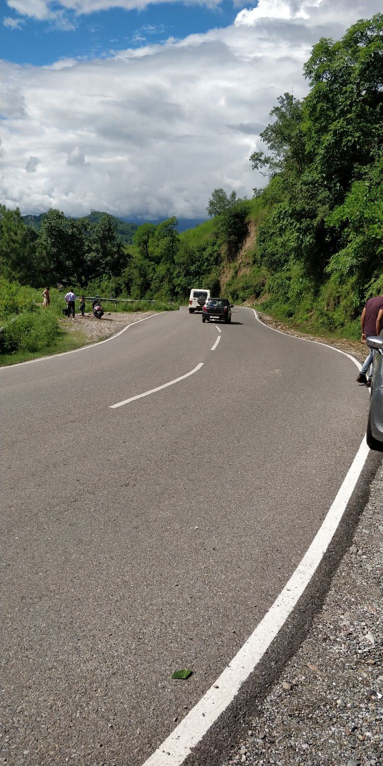 Photo of Mandi, Himachal Pradesh, India by Kapil Bhardwaj